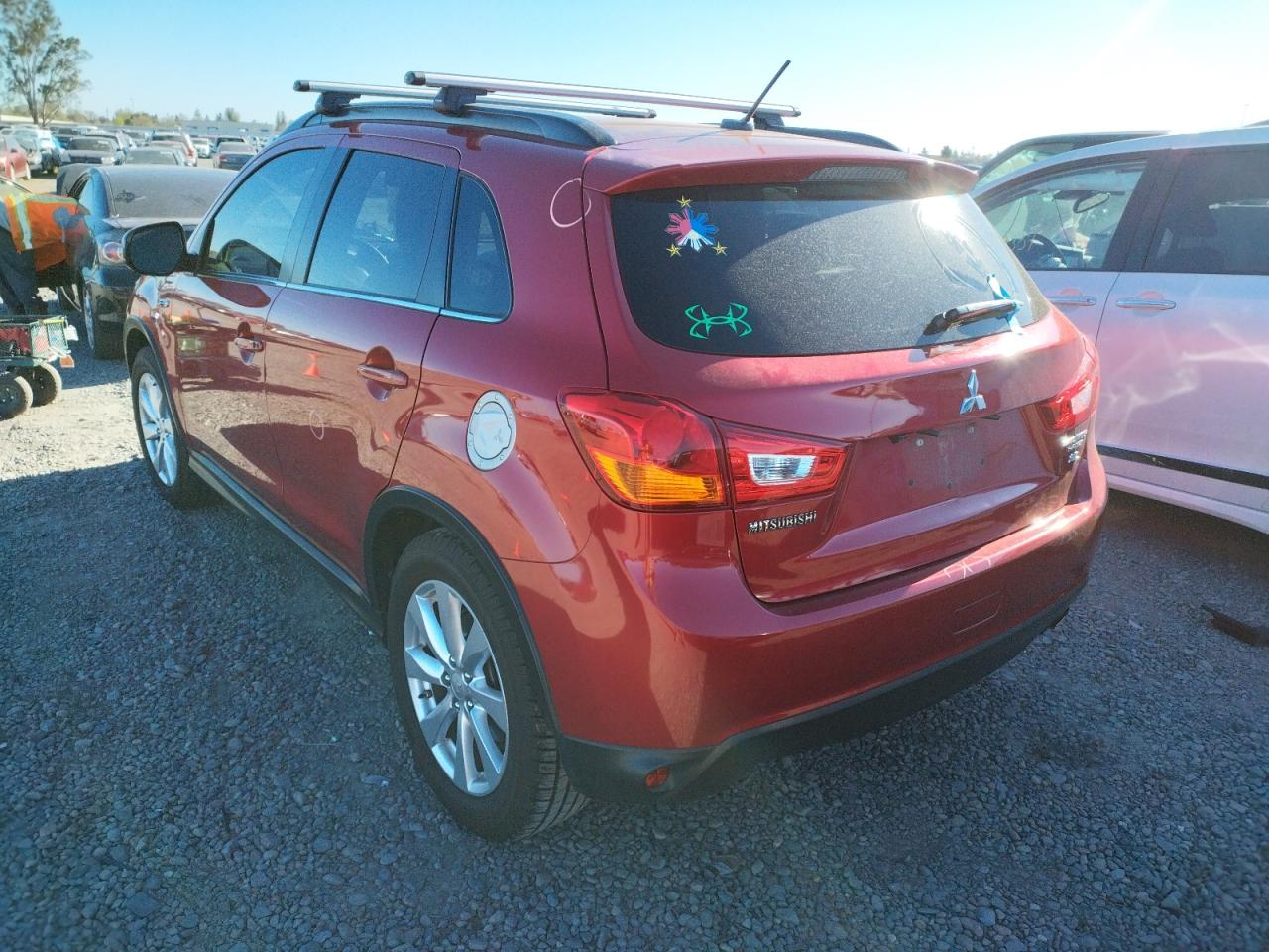 Photo 3 from auction – 2015 MITSUBISHI OUTLANDER with VIN 4A4AR4AWXFE045651