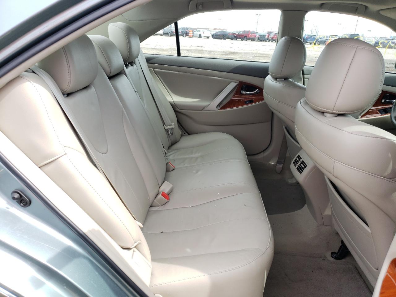 Photo 6 from auction – 2011 TOYOTA CAMRY BASE with VIN 4T1BF3EK1BU758357