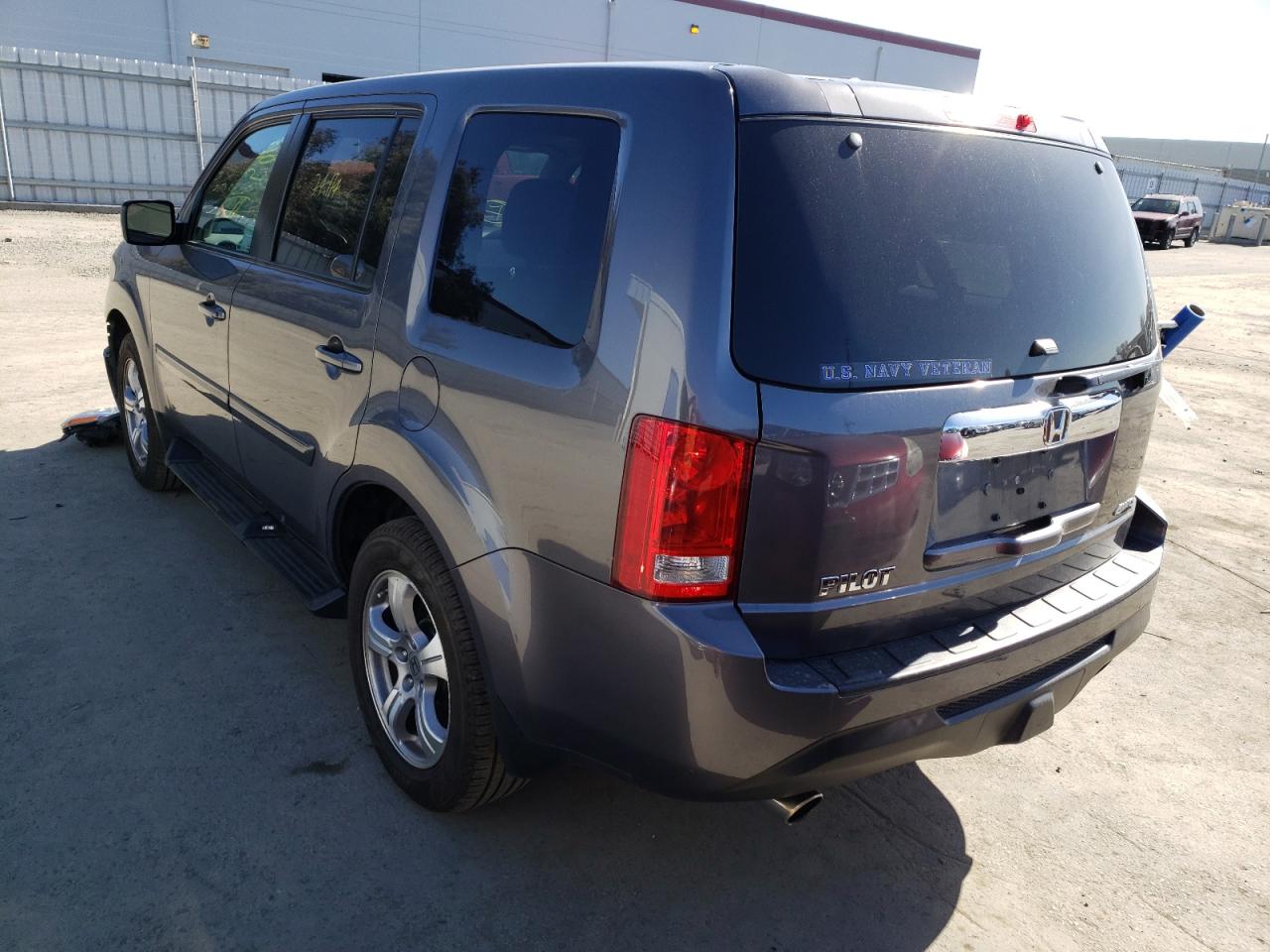 Photo 3 from auction – 2014 HONDA PILOT EXL with VIN 5FNYF4H53EB034645