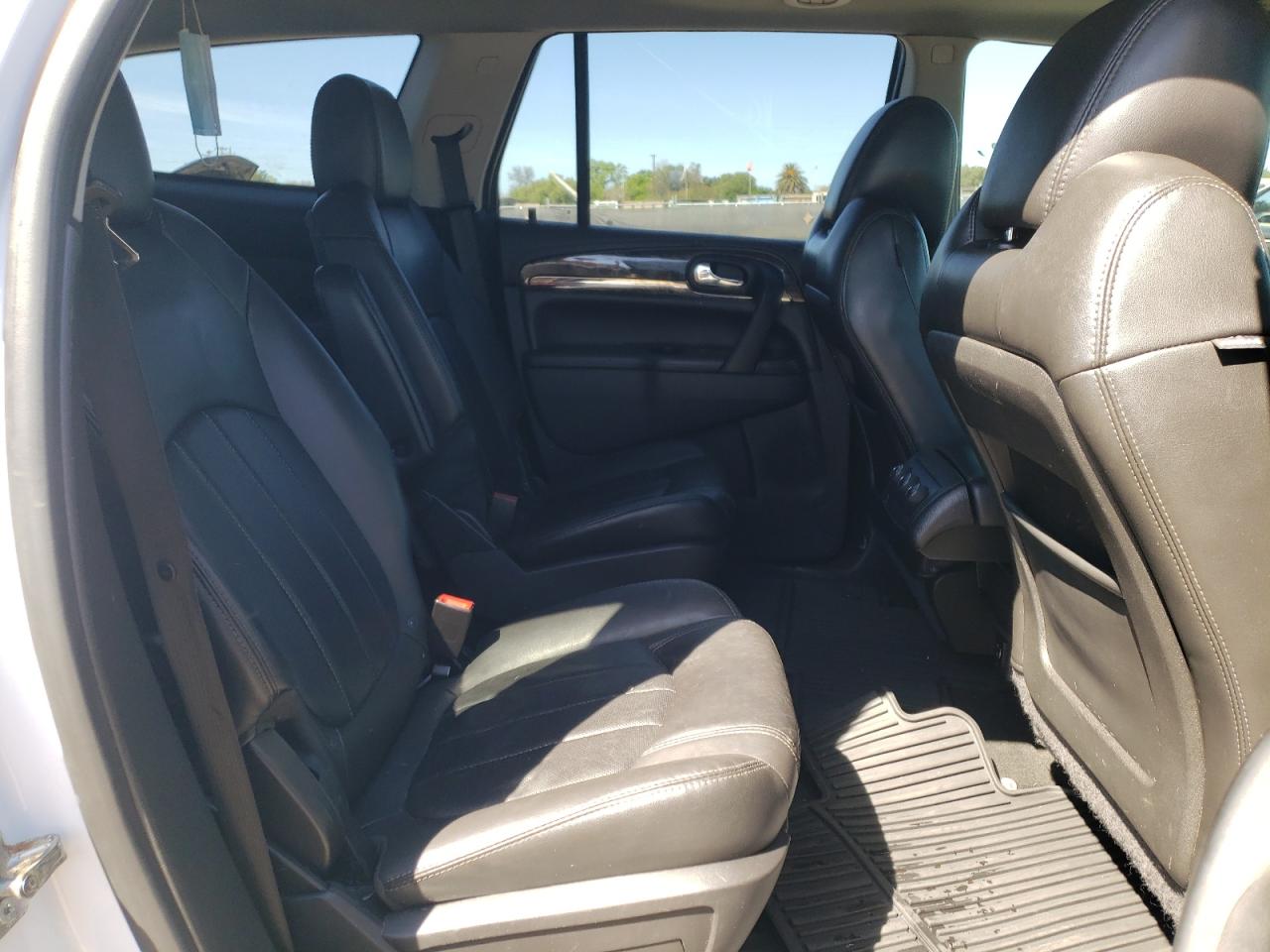 Photo 17 from auction – 2016 BUICK ENCLAVE with VIN 5GAKVBKD7GJ329239