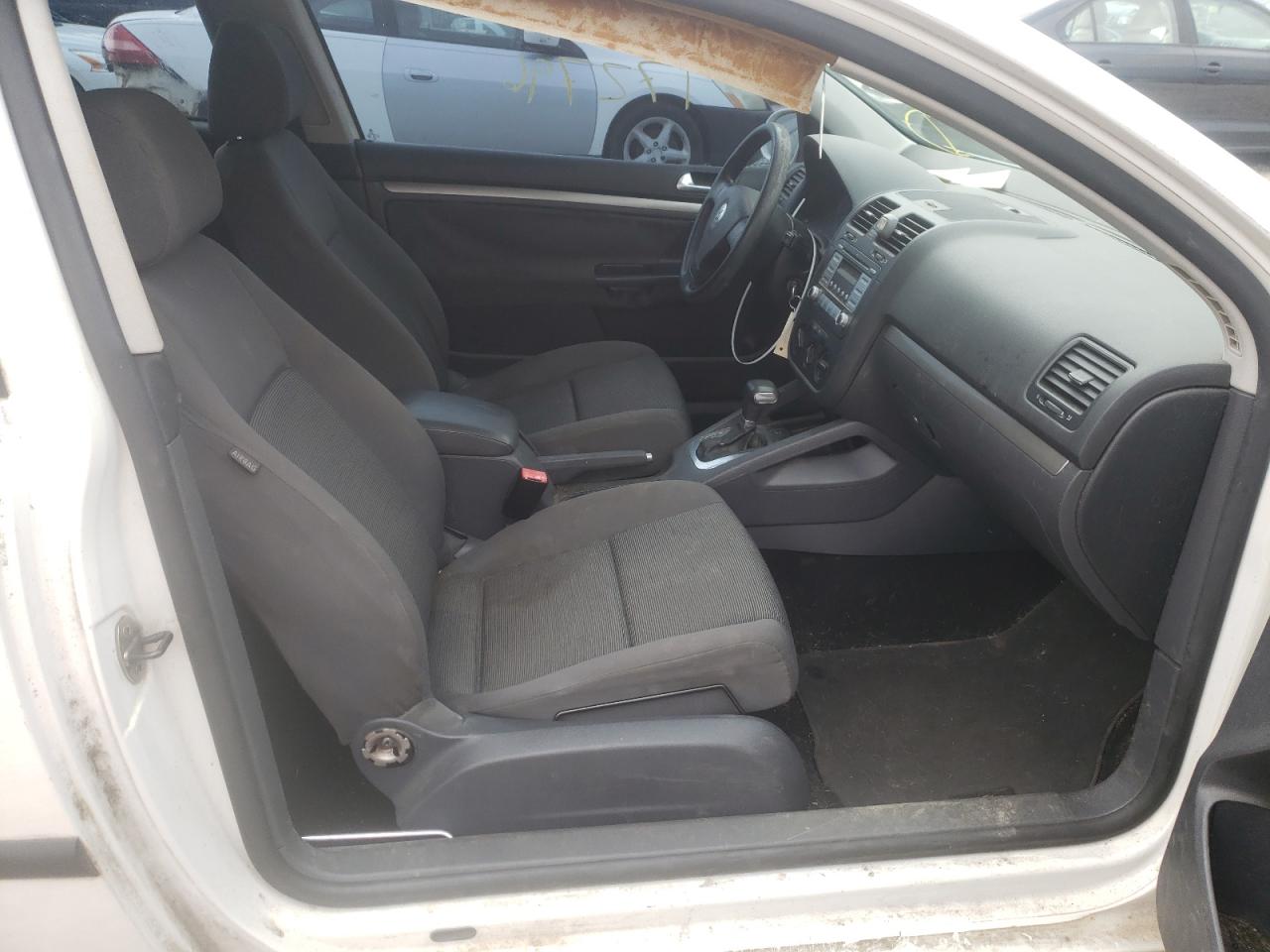 Photo 5 from auction – 2008 VOLKSWAGEN RABBIT with VIN WVWBA71KX8W208653