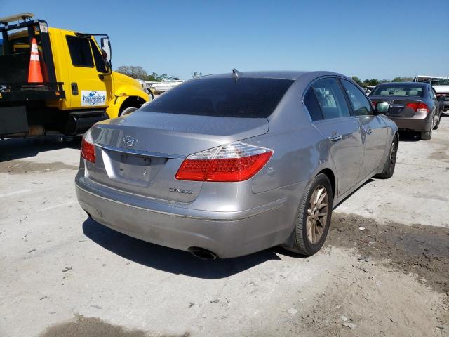 Photo 4 from auction – 2010 HYUNDAI GENESIS 3. with VIN KMHGC4DE2AU075257