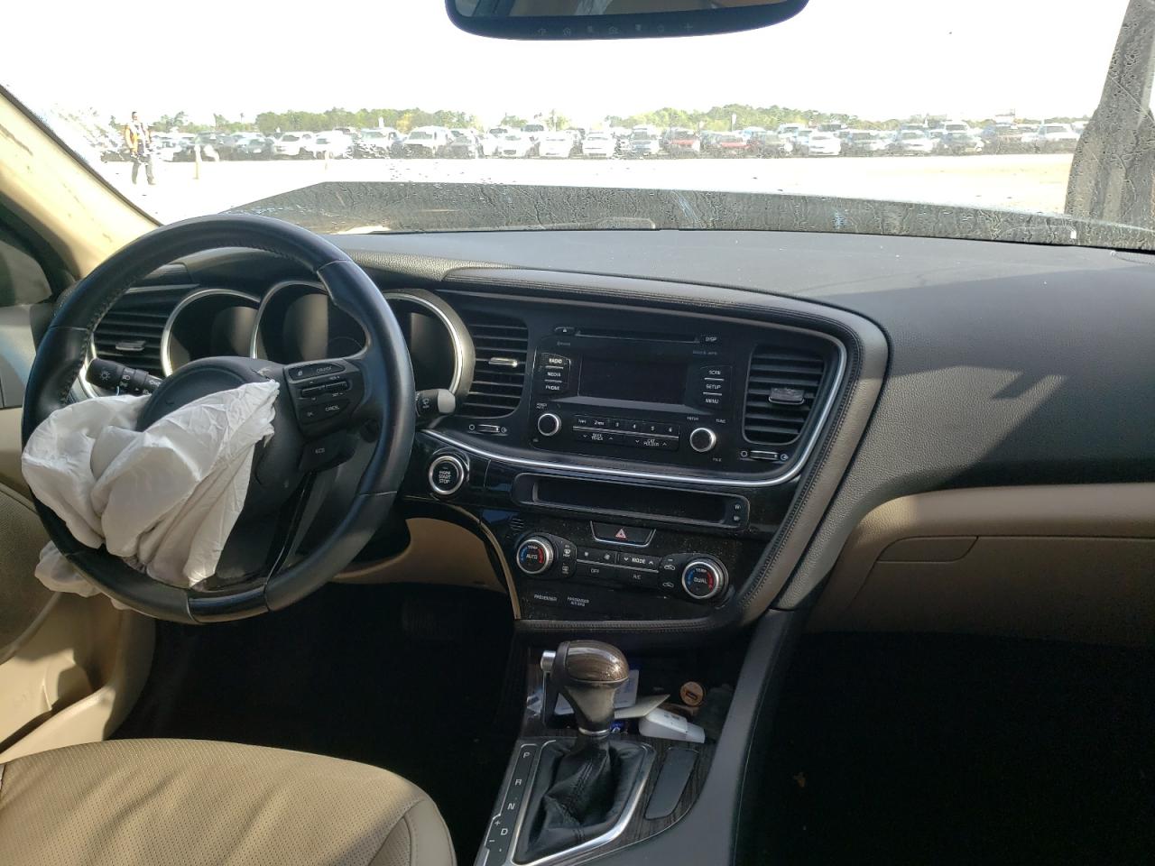 Photo 9 from auction – 2015 KIA OPTIMA EX with VIN 5XXGN4A75FG516669