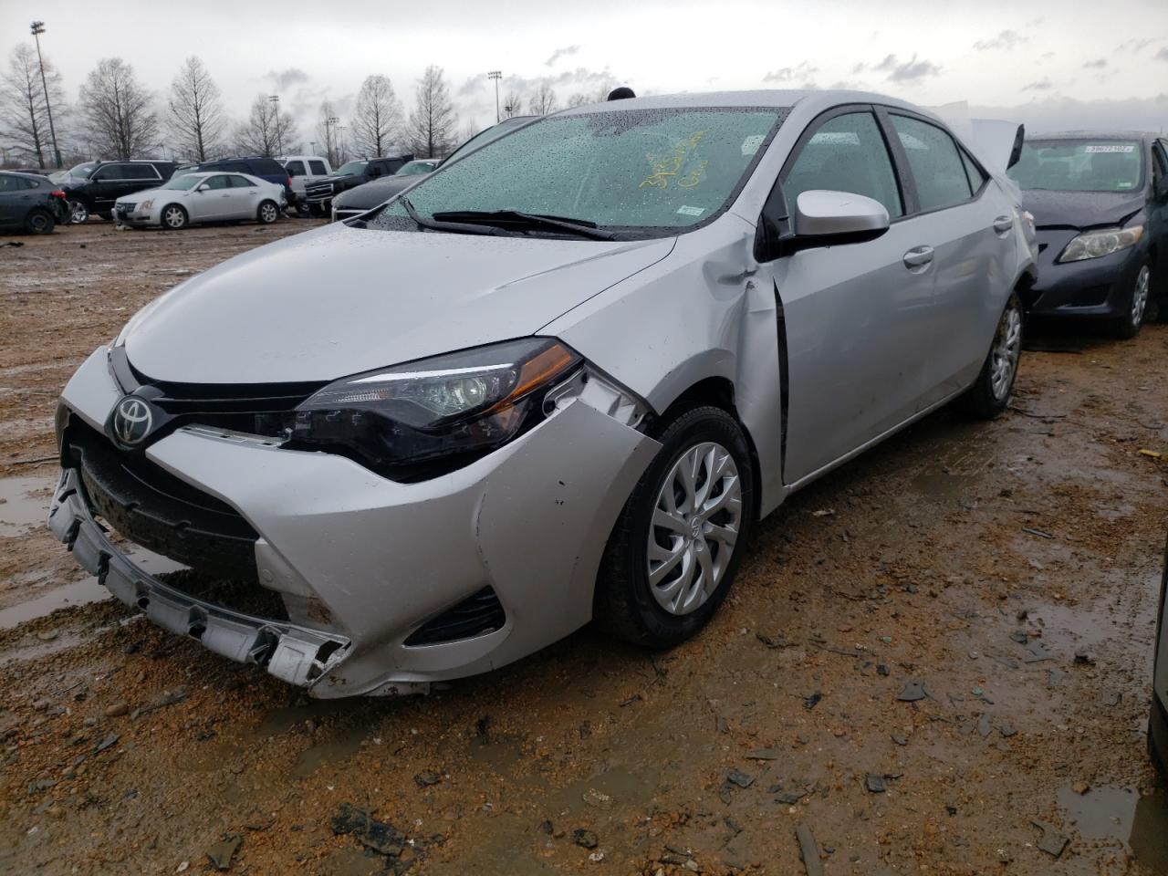 Photo 2 from auction – 2018 TOYOTA COROLLA L with VIN 5YFBURHE2JP791270