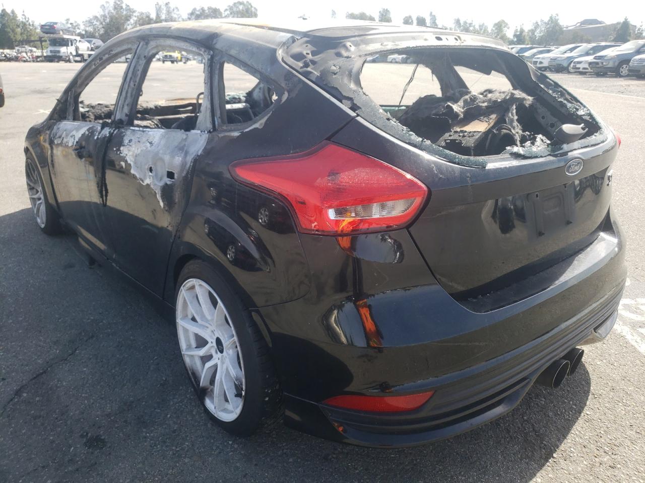 Photo 3 from auction – 2016 FORD FOCUS ST with VIN 1FADP3L99GL230353