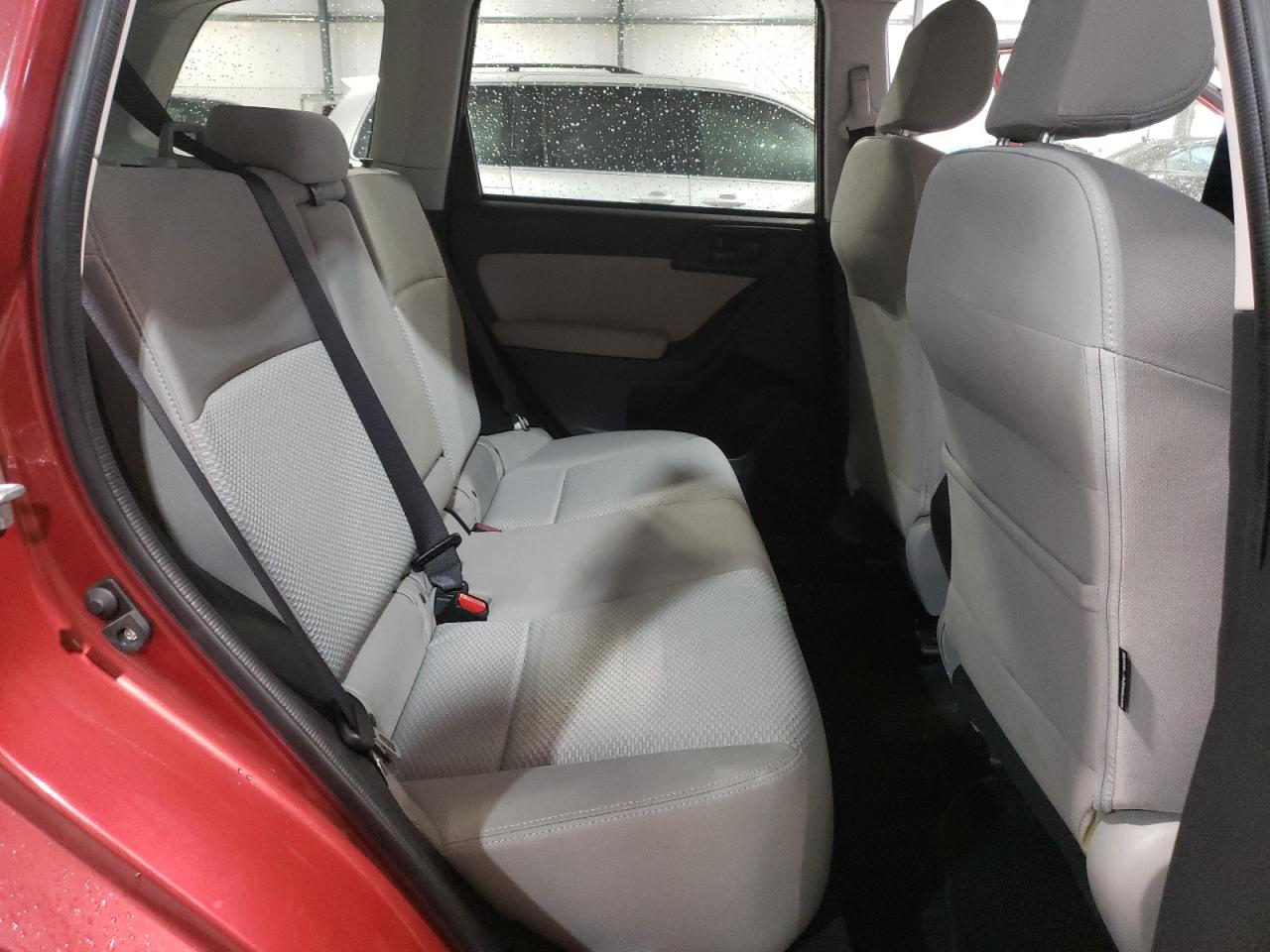 Photo 6 from auction – 2016 SUBARU FORESTER 2 with VIN JF2SJADC2GH531116