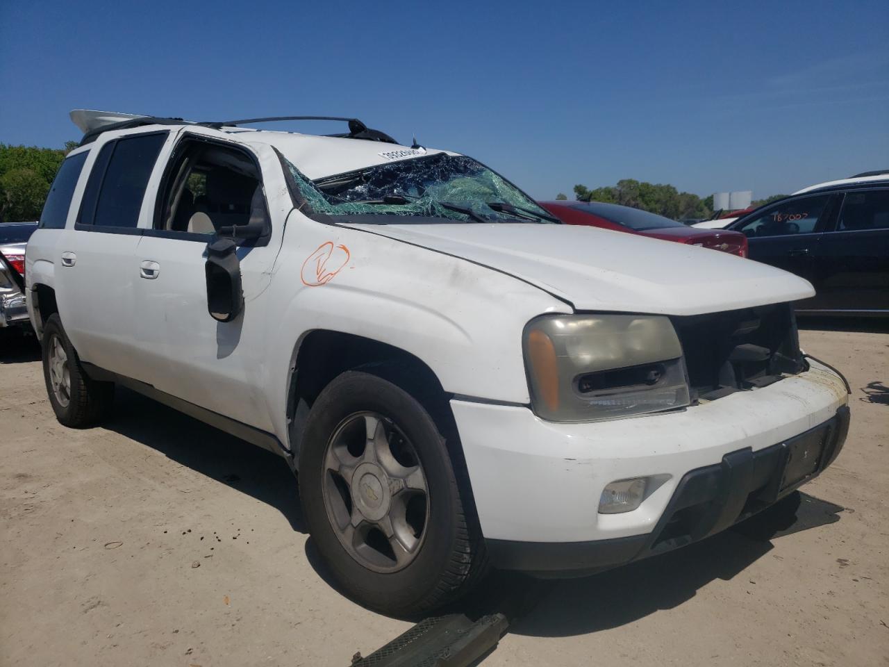 CHEVROLET TRAILBLAZE 2005 with VIN 1GNET16S056124650 - Photo from auction