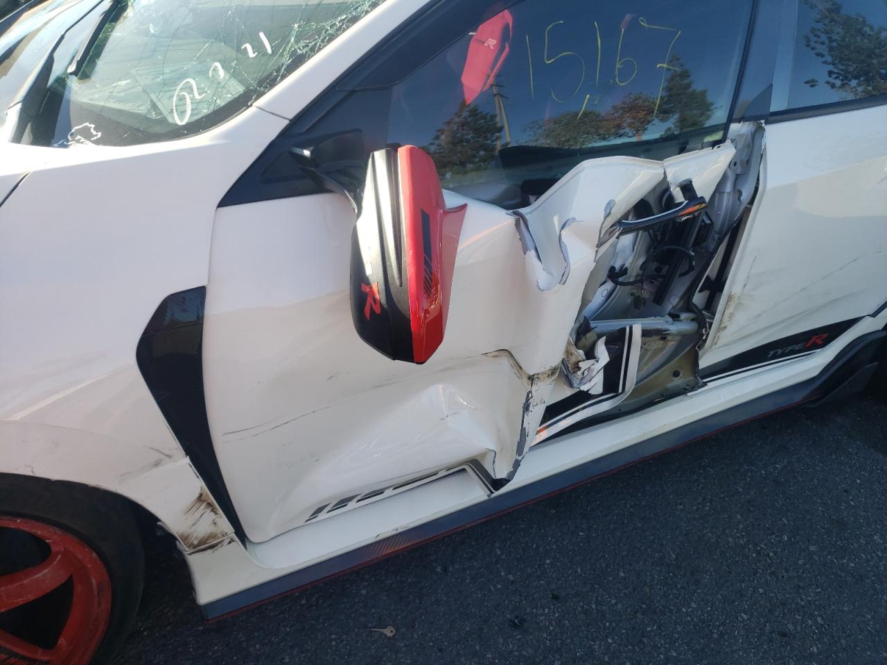 Photo 10 from auction – 2019 HONDA CIVIC TYPE with VIN SHHFK8G72KU201262