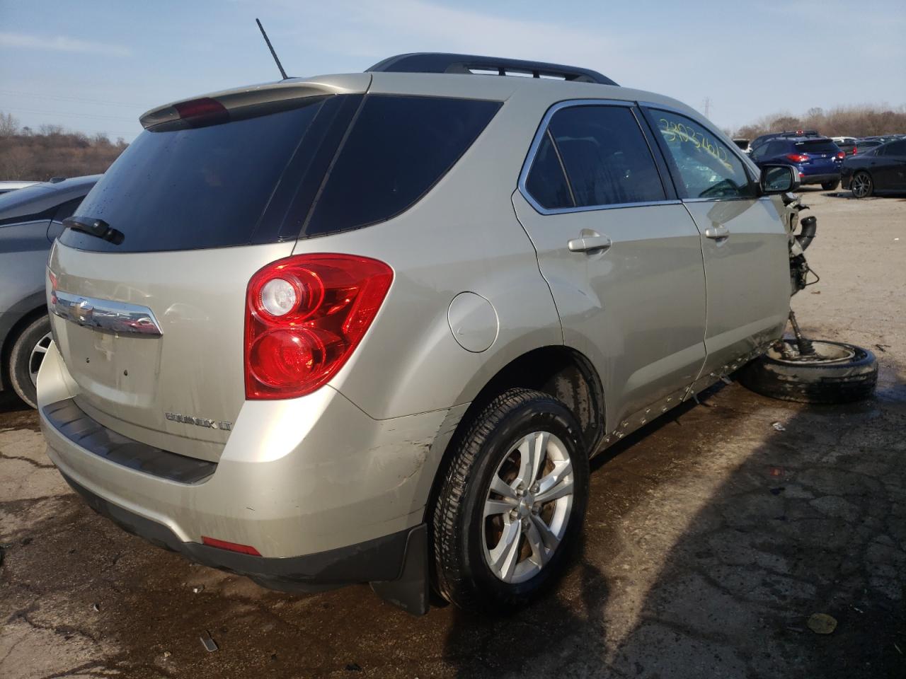 Photo 4 from auction – 2015 CHEVROLET EQUINOX LT with VIN 2GNALBEK4F6243738