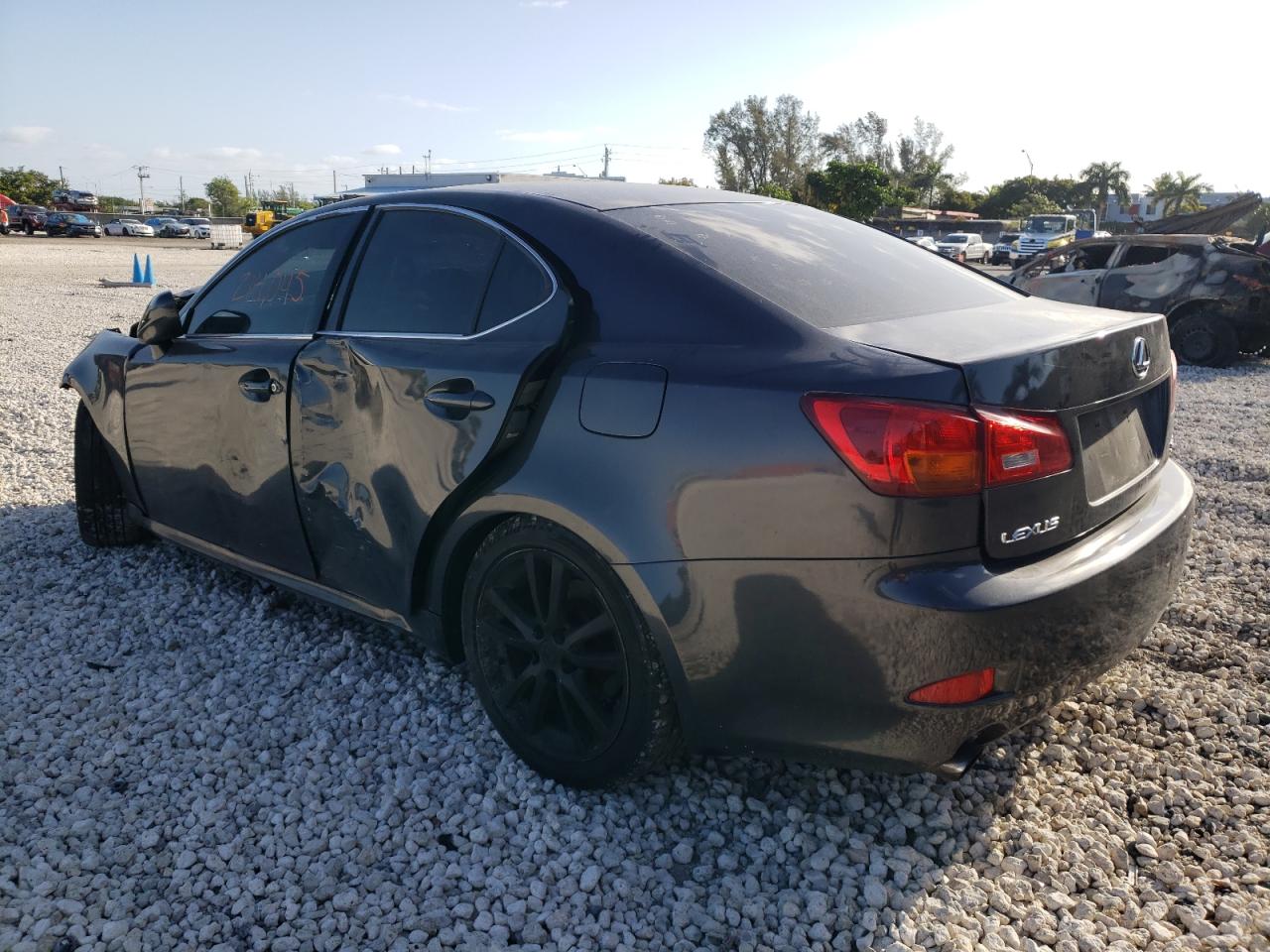 Photo 3 from auction – 2006 LEXUS IS 250 with VIN JTHBK262762004565