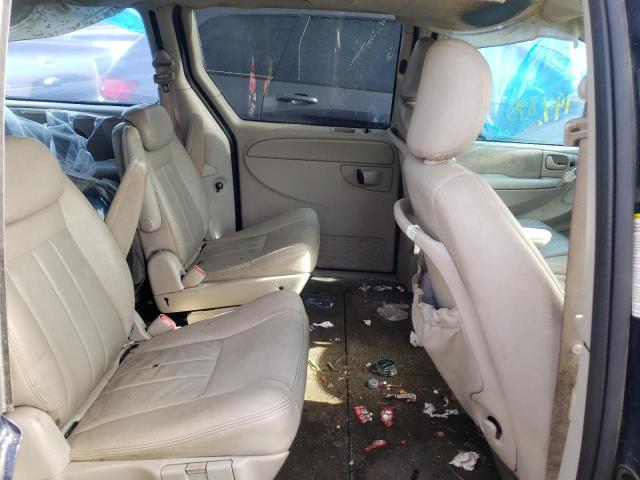 Photo 6 from auction – 2005 CHRYSLER TOWN & COU with VIN 2C8GP54L45R173379