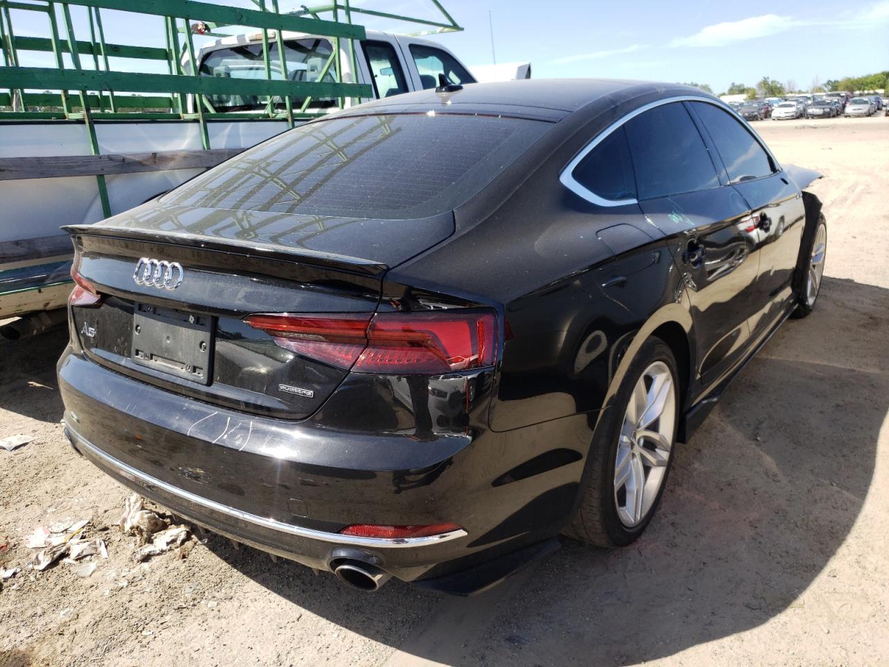 Photo 4 from auction – 2019 AUDI A5 PREMIUM with VIN WAUANCF57KA058661