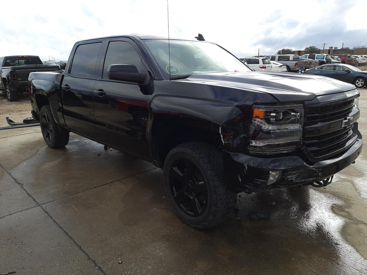 CHEVROLET SILVERADO 2018 with VIN 3GCUKSEC9JG207235 - Photo from auction