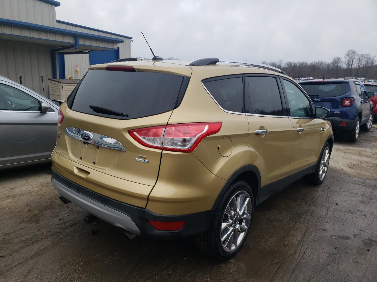 Photo 4 from auction – 2014 FORD ESCAPE SE with VIN 1FMCU9GXXEUB95268