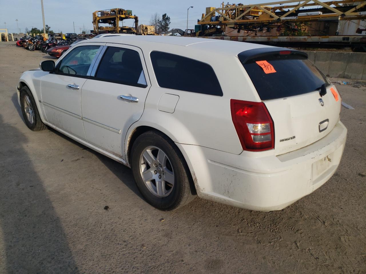 Photo 3 from auction – 2006 DODGE MAGNUM SXT with VIN 2D4FV47V06H459699