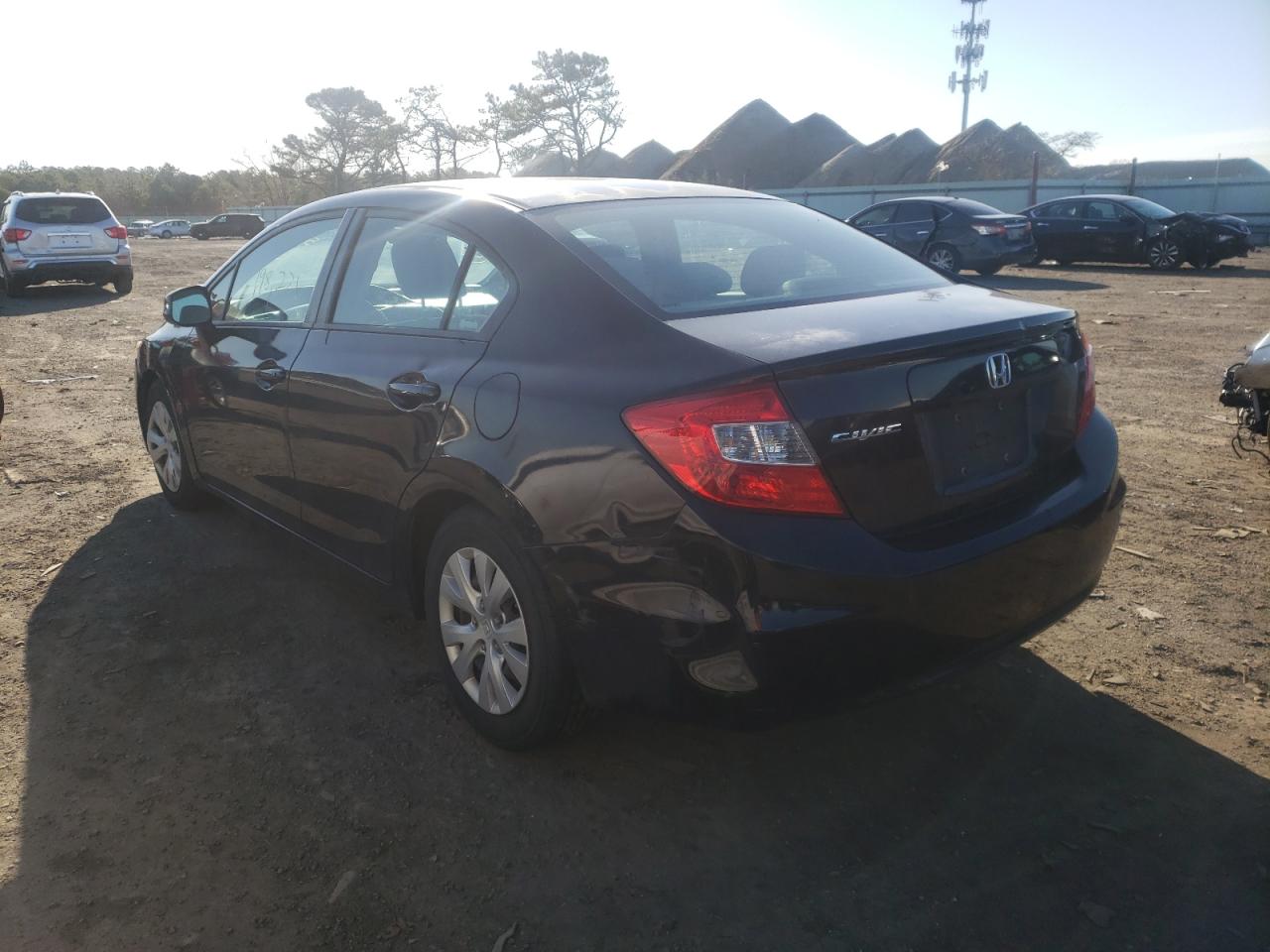 Photo 3 from auction – 2012 HONDA CIVIC with VIN 2HGFB2F52CH560221