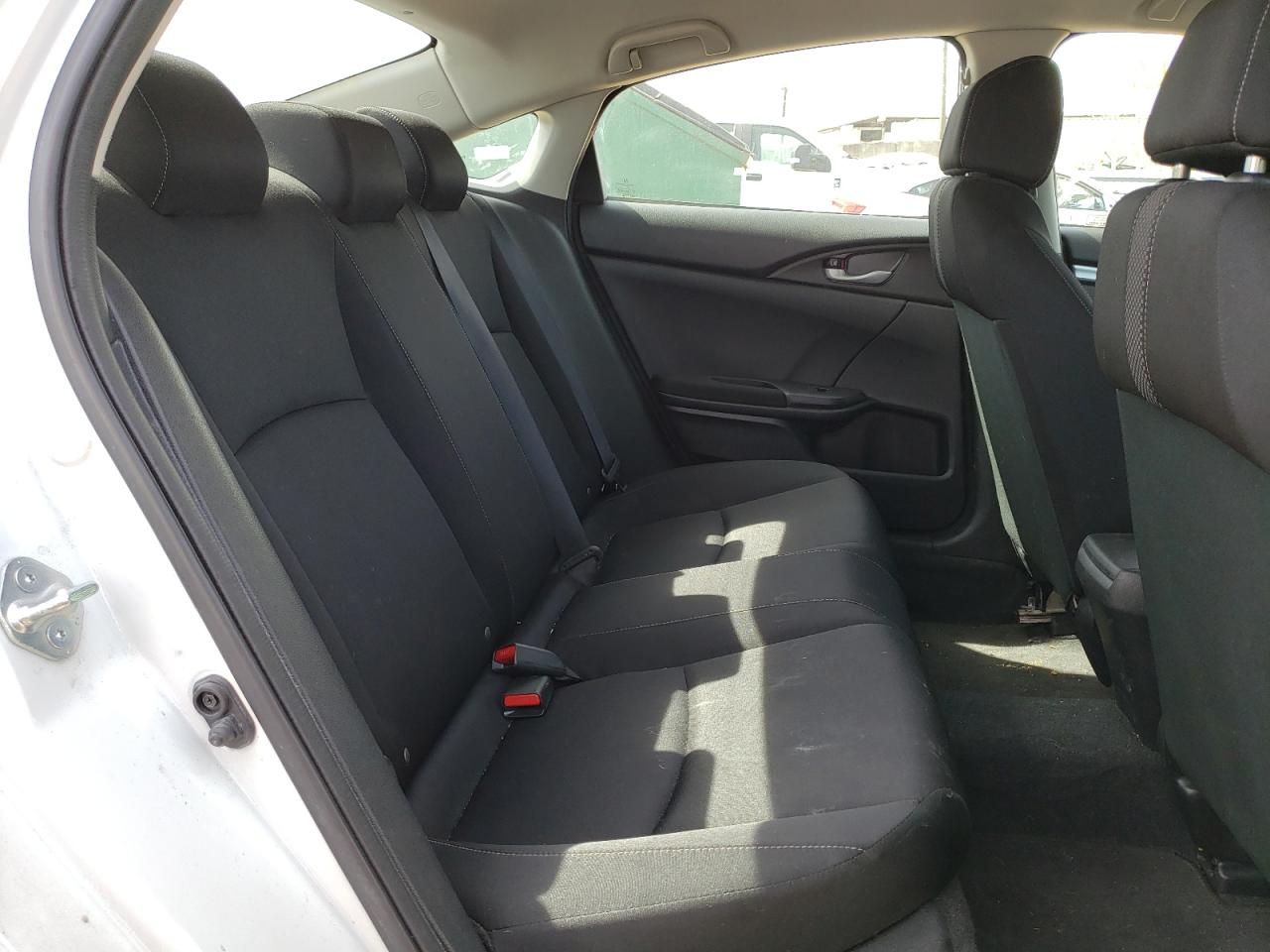 Photo 6 from auction – 2021 HONDA CIVIC LX with VIN 2HGFC2F68MH550025