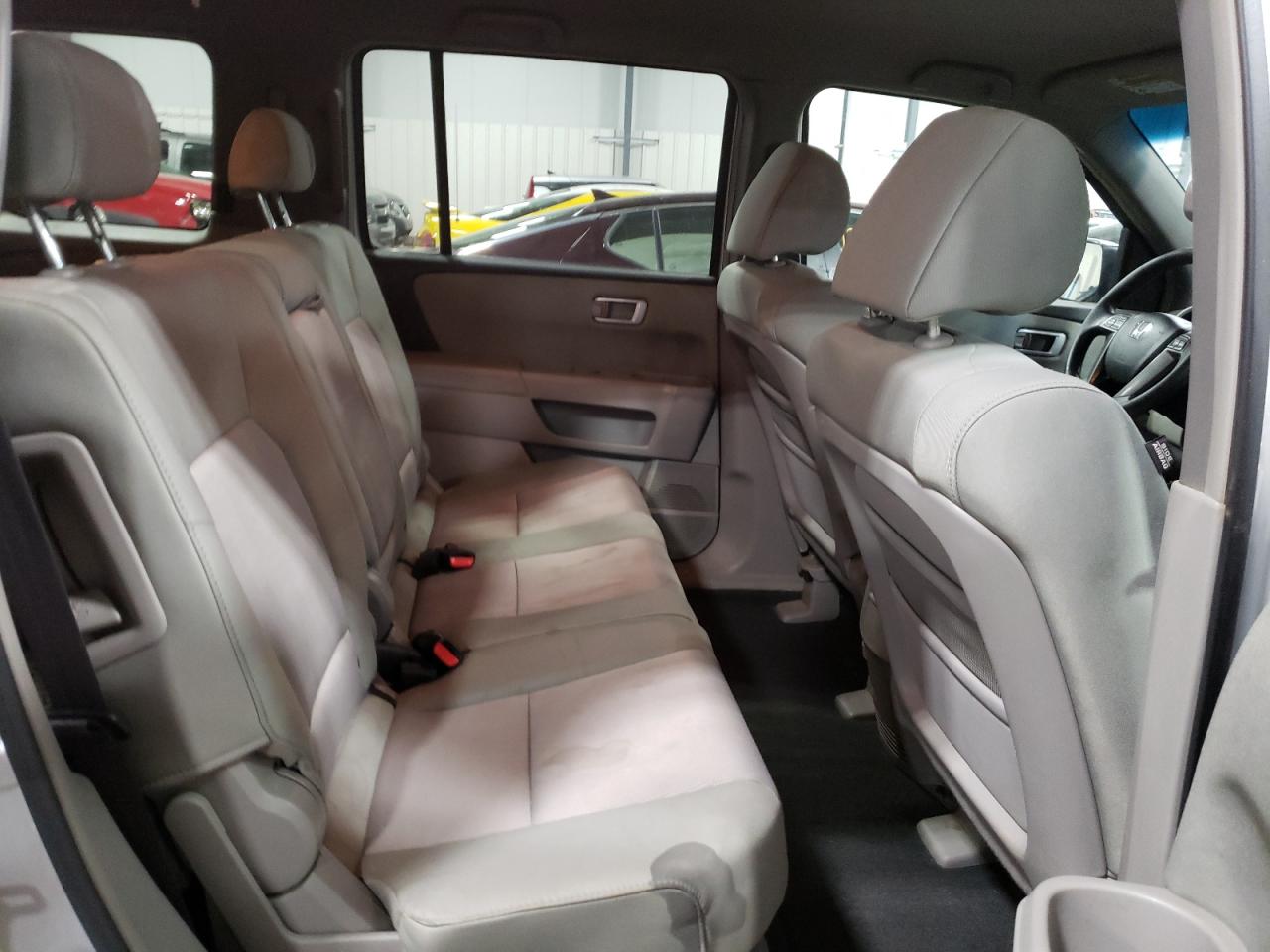 Photo 6 from auction – 2009 HONDA PILOT EX with VIN 5FNYF484X9B008475