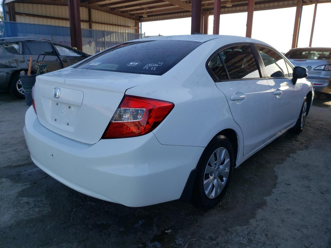 Photo 4 from auction – 2012 HONDA CIVIC LX with VIN 19XFB2F55CE008108