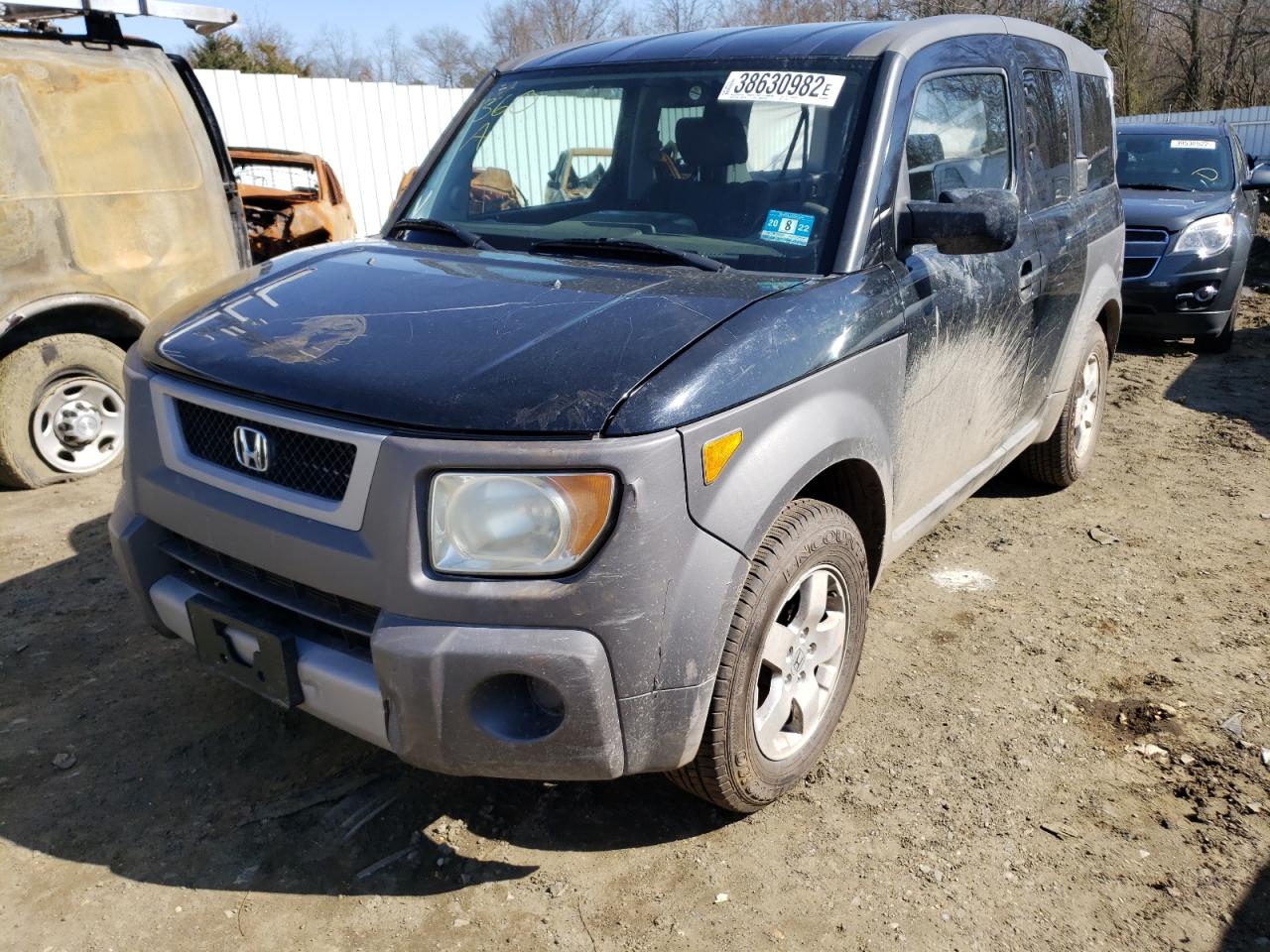 Photo 2 from auction – 2004 HONDA ELEMENT EX with VIN 5J6YH28614L017985