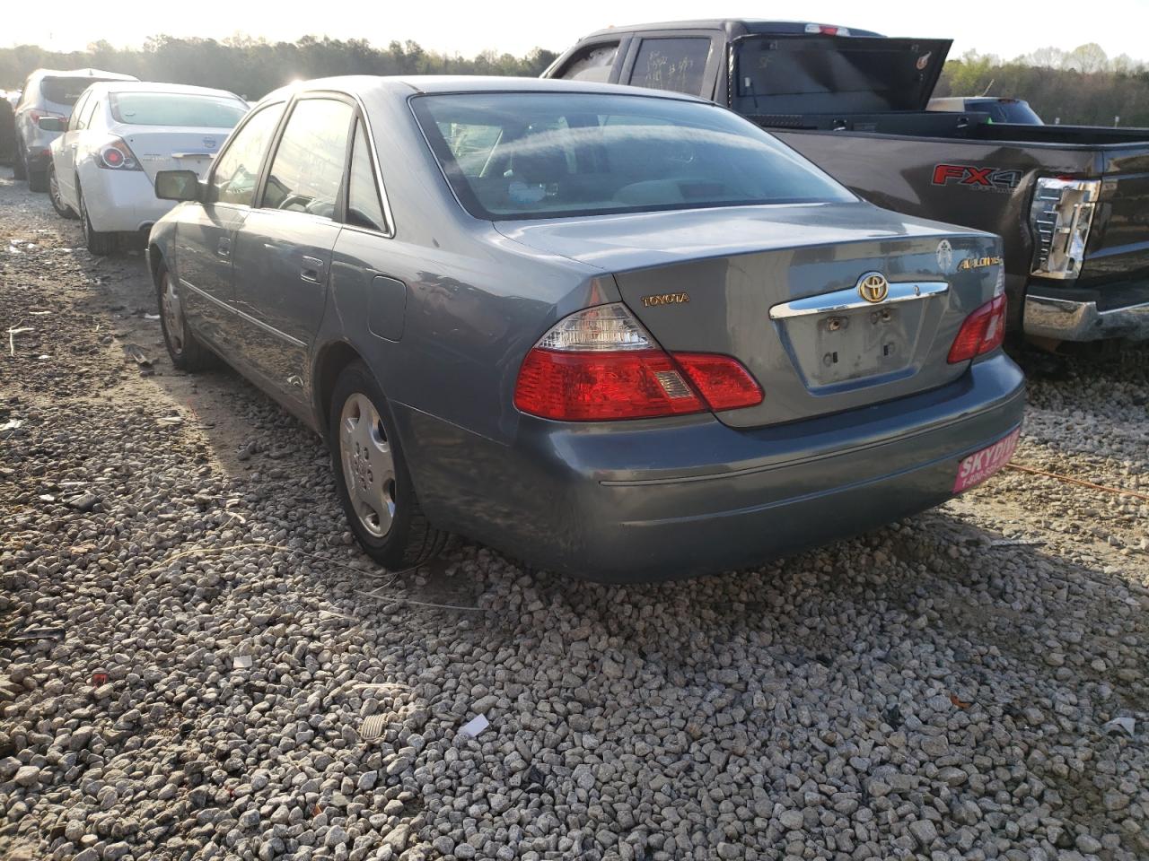 Photo 3 from auction – 2003 TOYOTA AVALON XL with VIN 4T1BF28B93U322458