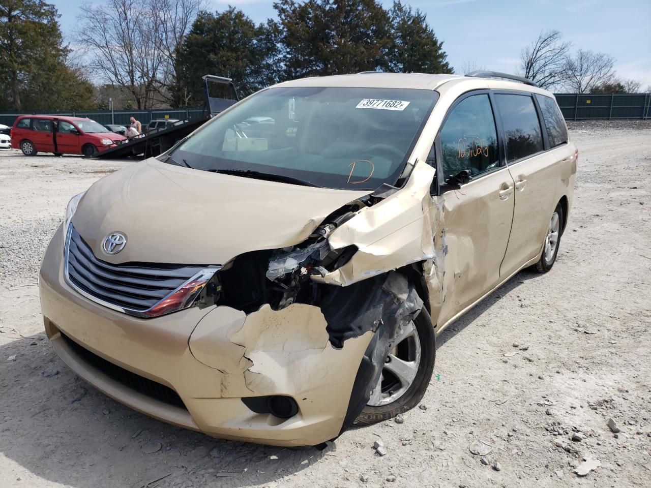 Photo 2 from auction – 2012 TOYOTA SIENNA LE with VIN 5TDKK3DC9CS240870