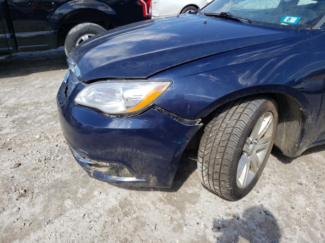 Photo 9 from auction – 2013 CHRYSLER 200 LX with VIN 1C3CCBAB8DN698693