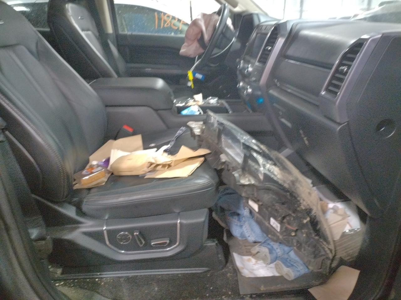Photo 5 from auction – 2020 FORD EXPEDITION with VIN 1FMJK1MT8LEA02784