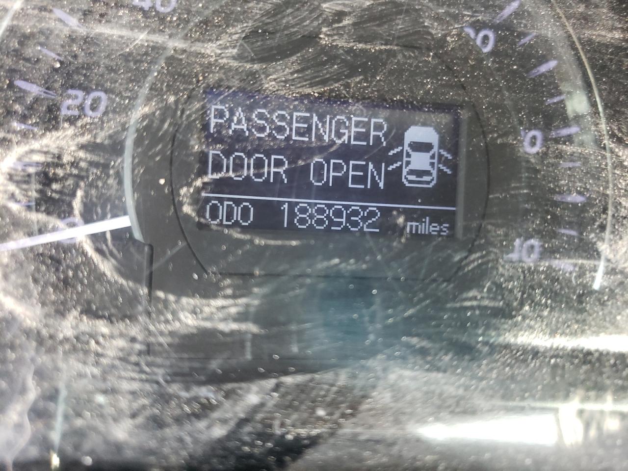 Photo 8 from auction – 2011 TOYOTA CAMRY HYBR with VIN 4T1BB3EK2BU143392