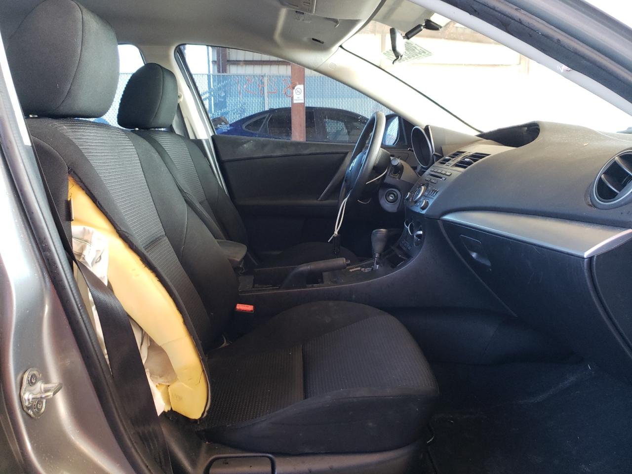 Photo 5 from auction – 2013 MAZDA 3 I with VIN JM1BL1U74D1822913