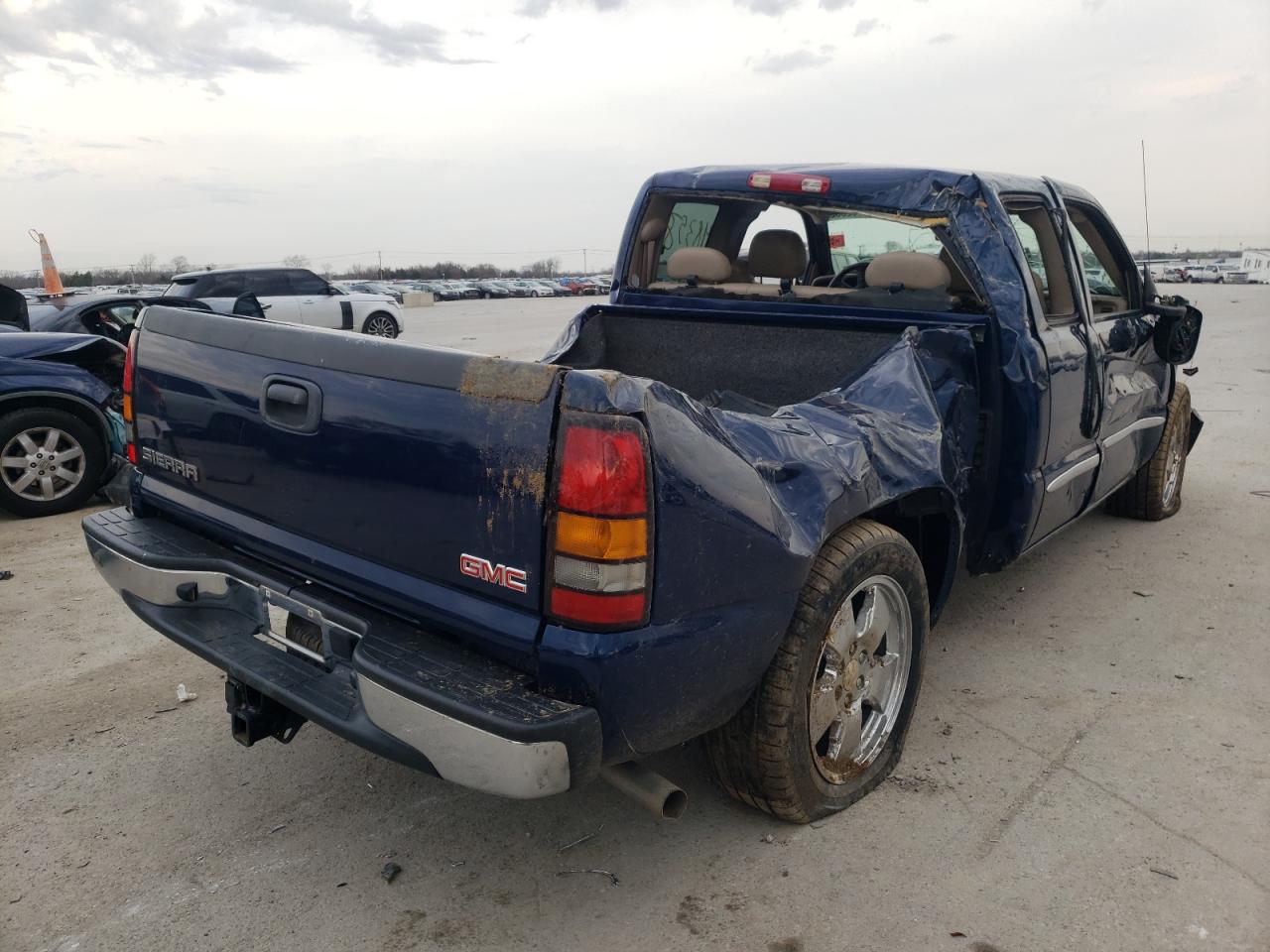 Foto 4 de la subasta – 2004 GMC NEW SIERRA con VIN 2GTEC19T841373040