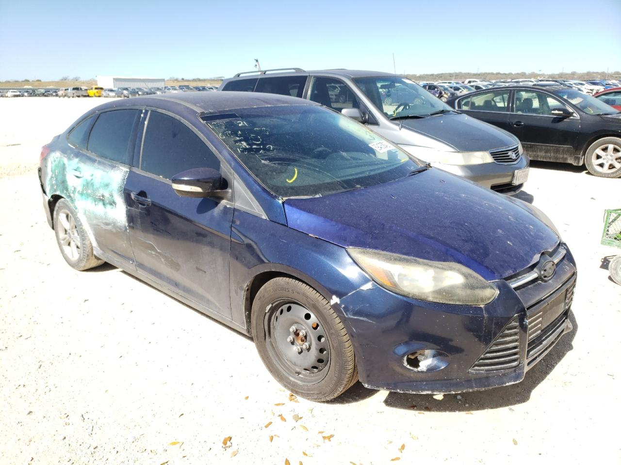 FORD FOCUS SE 2014 with VIN 1FADP3F27EL150562 - Photo from auction