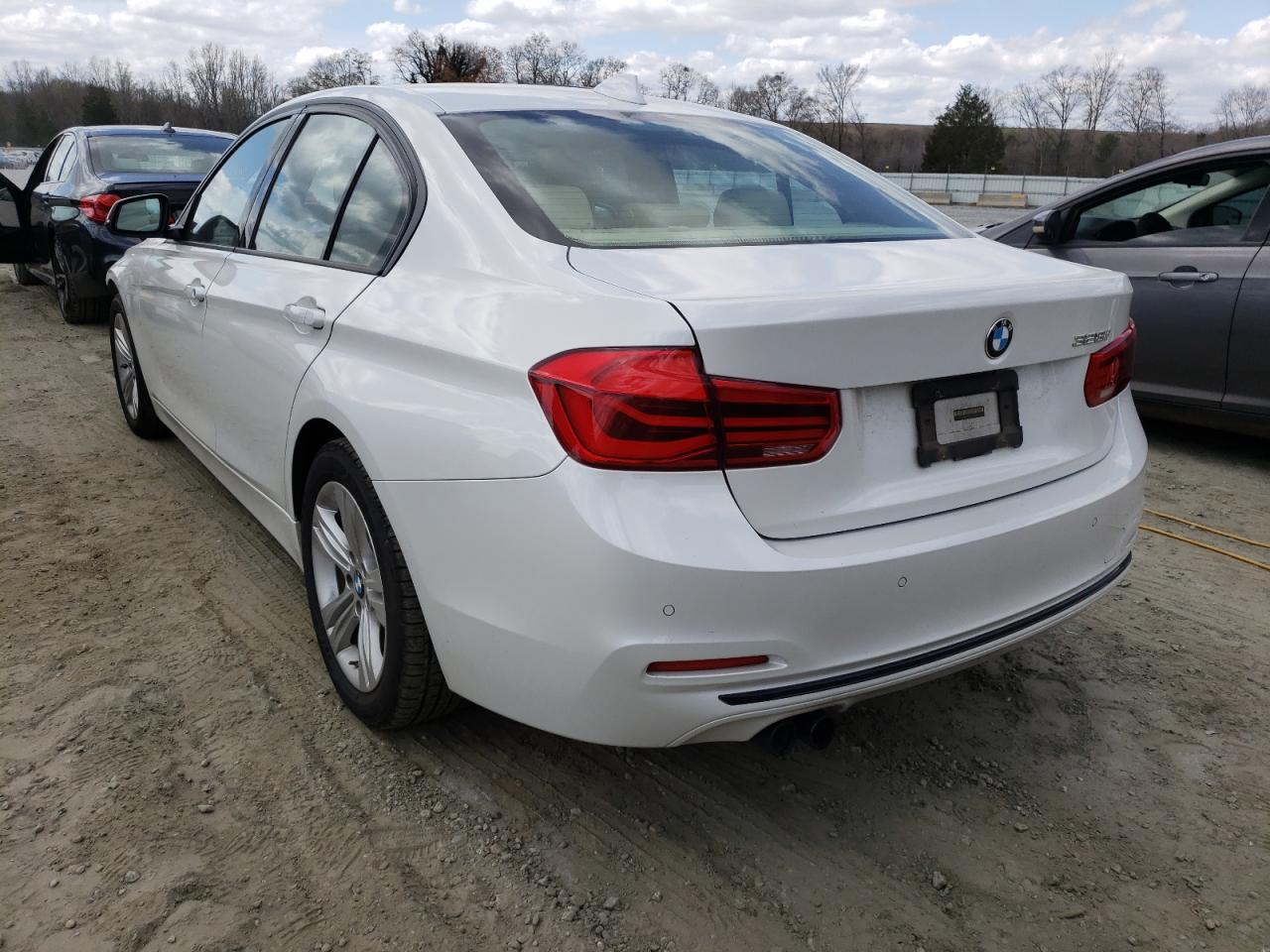 Photo 3 from auction – 2016 BMW 328 I SULE with VIN WBA8E9G52GNT84366