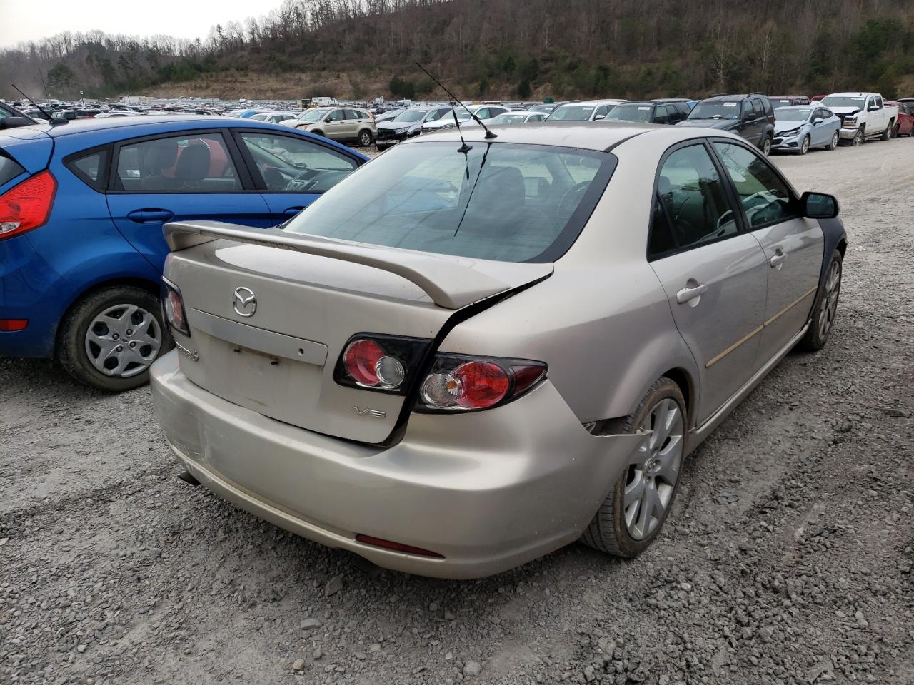 Photo 4 from auction – 2007 MAZDA 6 with VIN 1YVHP81DX75M48302