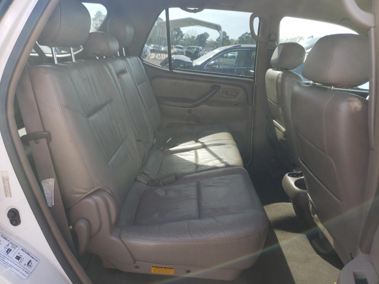 Photo 6 from auction – 2004 TOYOTA SEQUOIA SR with VIN 5TDZT34A64S225366