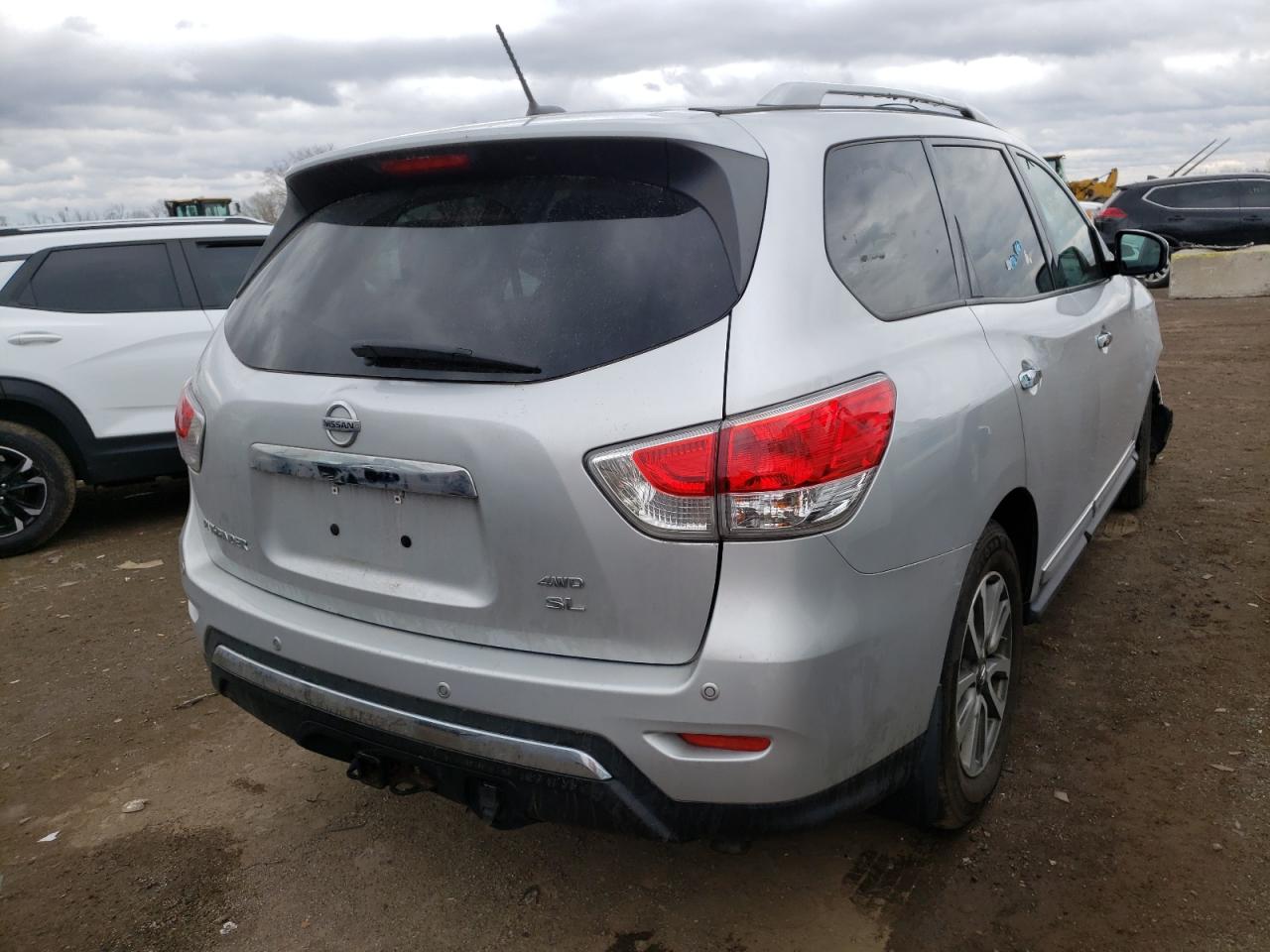 Photo 4 from auction – 2013 NISSAN PATHFINDER with VIN 5N1AR2MM0DC672160