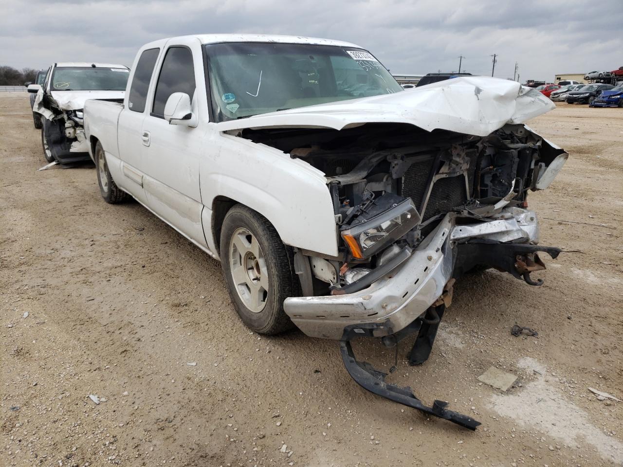 Photo 9 from auction – 2004 CHEVROLET SILVERADO with VIN 2GCEC19V641200408