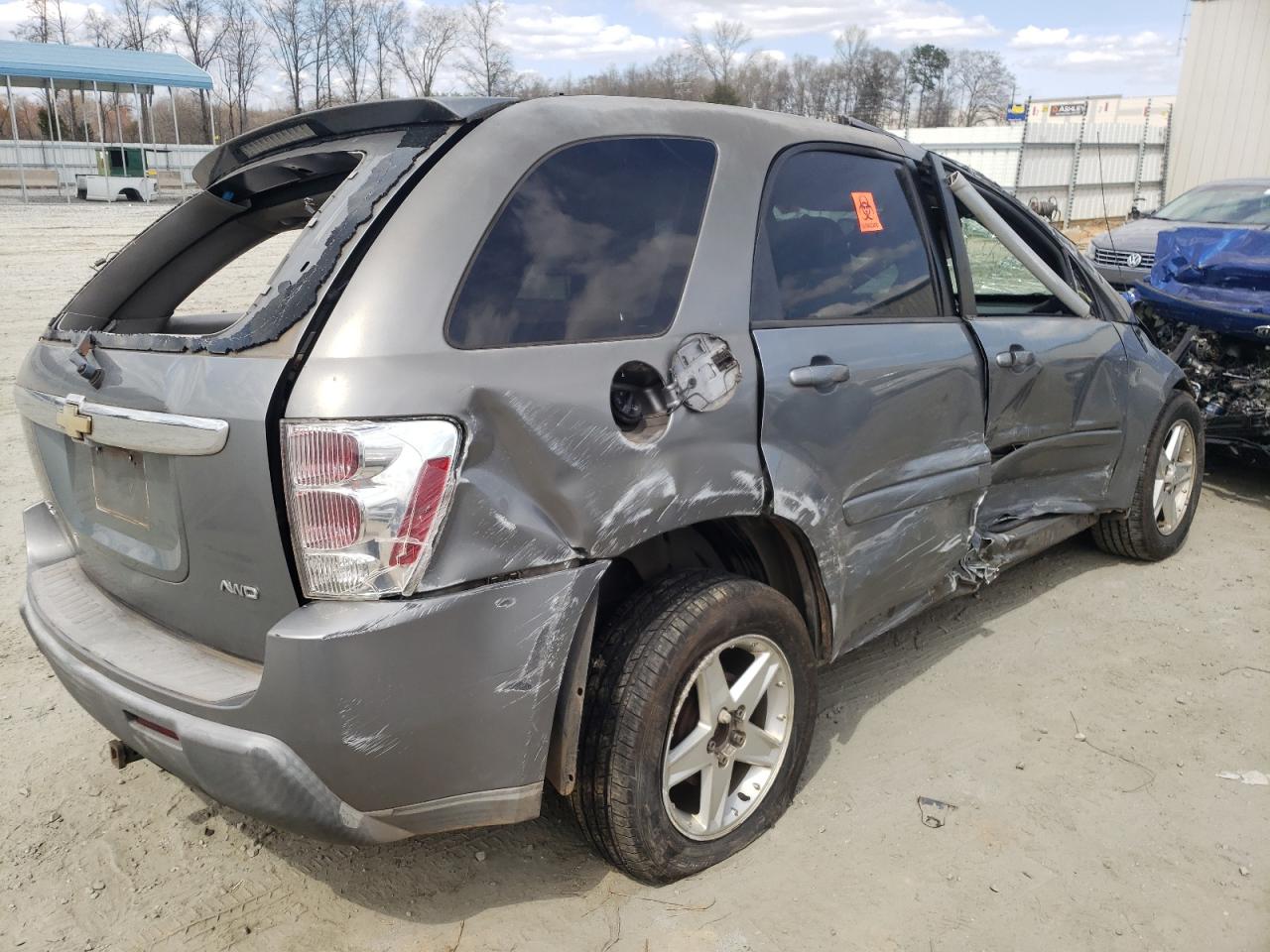 Photo 4 from auction – 2005 CHEVROLET EQUINOX LT with VIN 2CNDL73F156195084