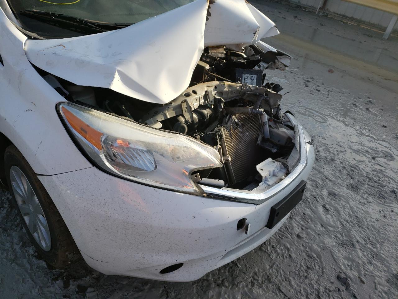Photo 9 from auction – 2015 NISSAN VERSA NOTE with VIN 3N1CE2CP9FL433642