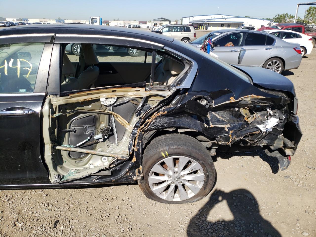 Photo 9 from auction – 2014 HONDA ACCORD EXL with VIN 1HGCR2F86EA028030