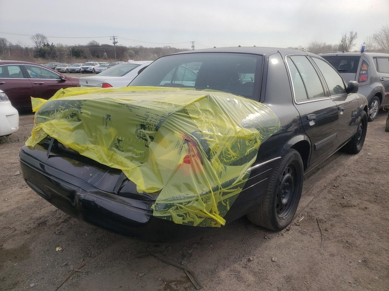 Photo 9 from auction – 2011 FORD CROWN VICT with VIN 2FABP7BV0BX101099