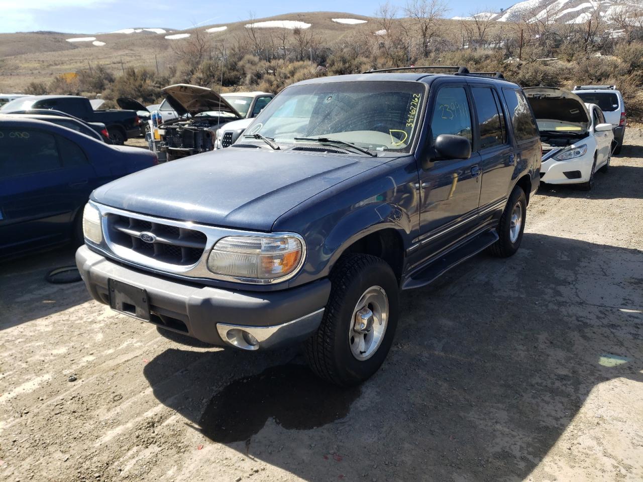 Photo 2 from auction – 1999 FORD EXPLORER with VIN 1FMZU34E9XZB96332