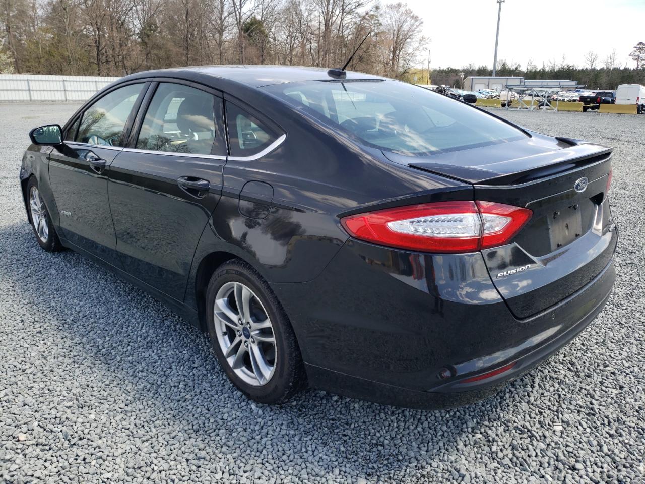 Photo 3 from auction – 2015 FORD FUSION SE with VIN 3FA6P0LU1FR149052