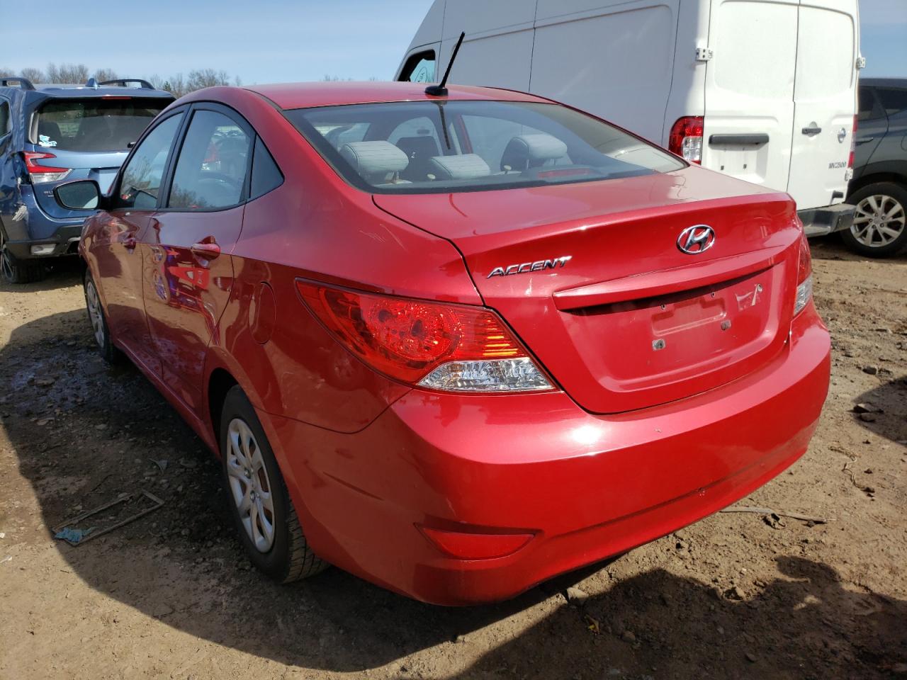 Photo 3 from auction – 2013 HYUNDAI ACCENT GLS with VIN KMHCT4AEXDU409381