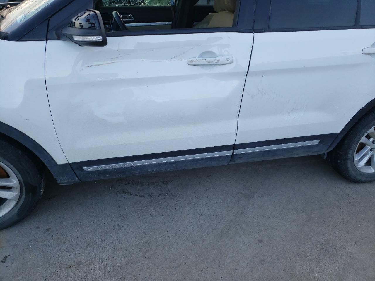 Photo 10 from auction – 2017 FORD EXPLORER X with VIN 1FM5K7D83HGC61176