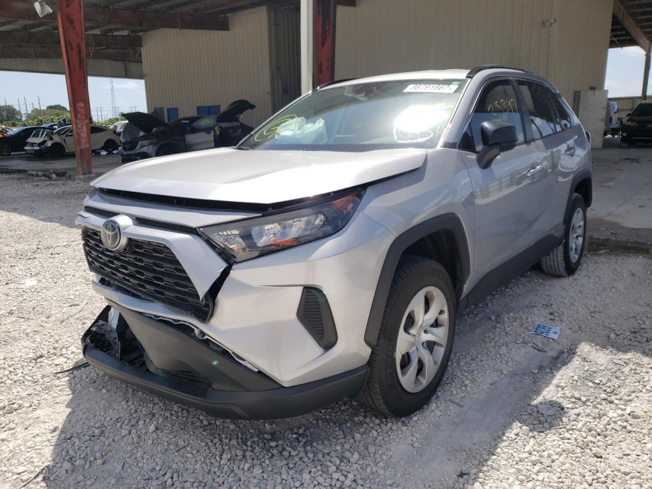Photo 2 from auction – 2021 TOYOTA RAV4 LE with VIN 2T3H1RFVXMC093510