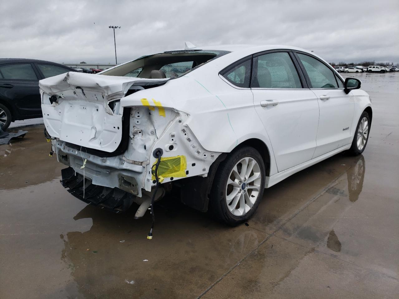 Photo 4 from auction – 2019 FORD FUSION SE with VIN 3FA6P0LU0KR204553
