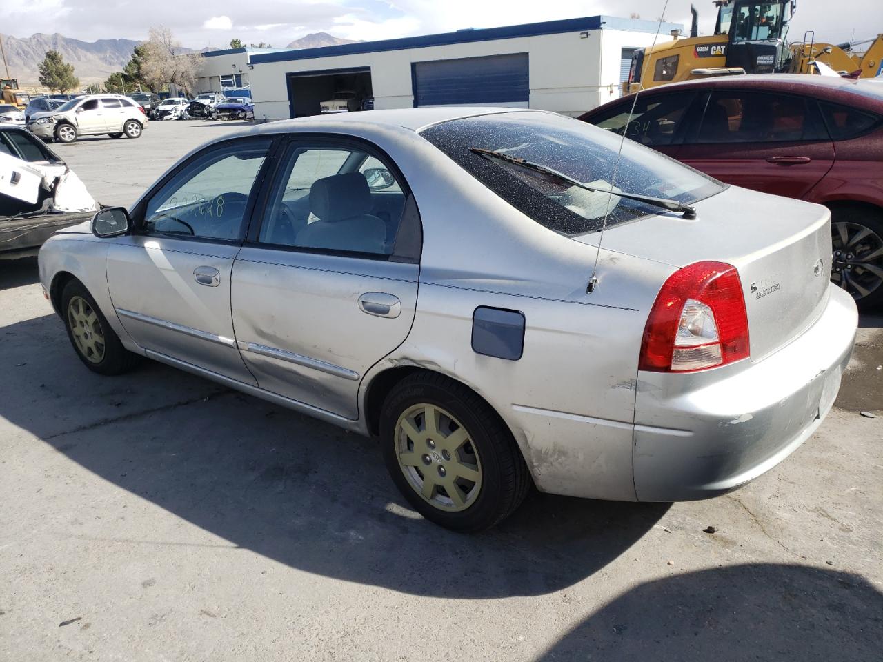 Photo 3 from auction – 2002 KIA SPECTRA GS with VIN KNAFB161325061162