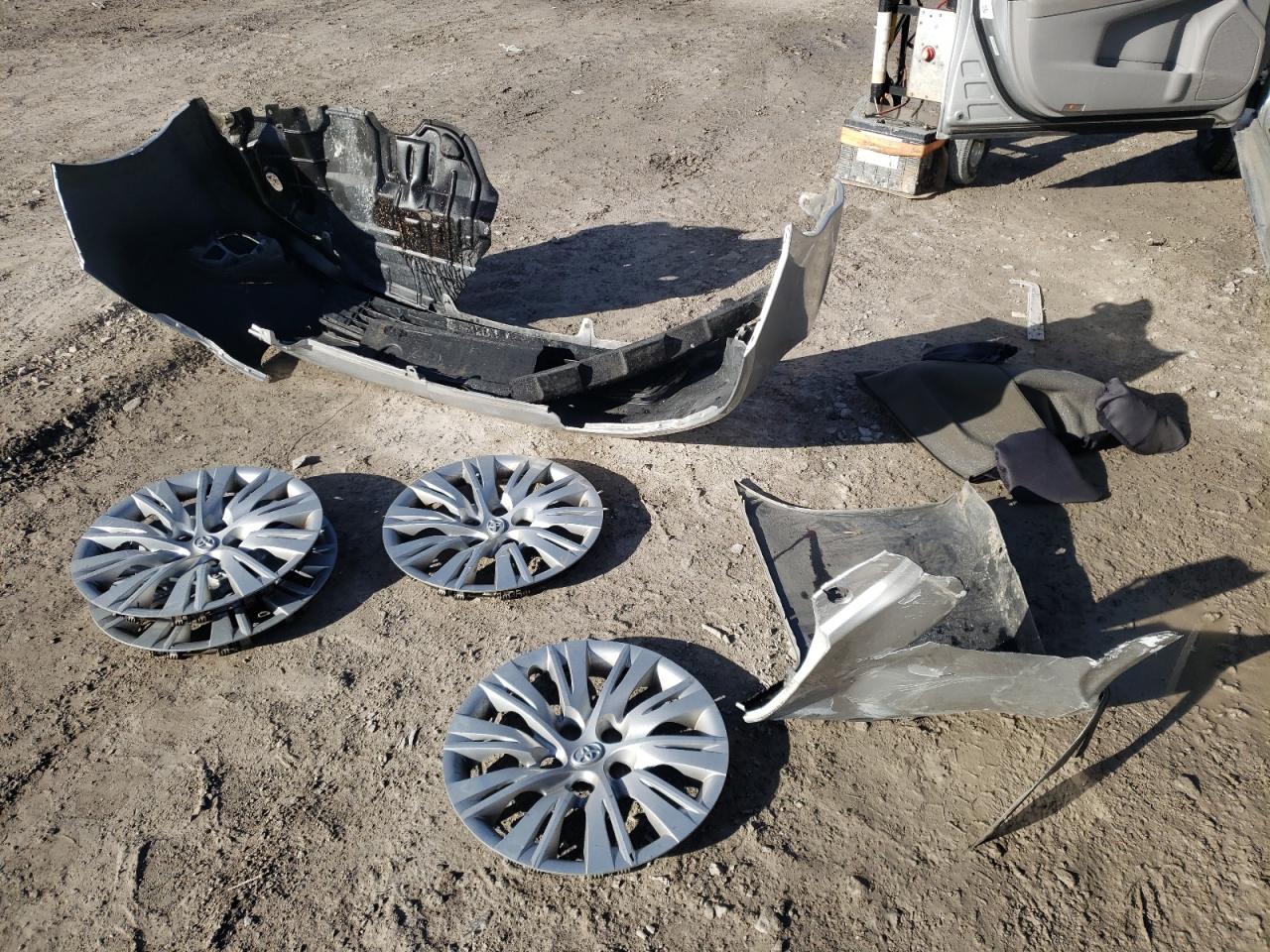 Photo 9 from auction – 2013 TOYOTA CAMRY L with VIN 4T1BF1FK4DU269022