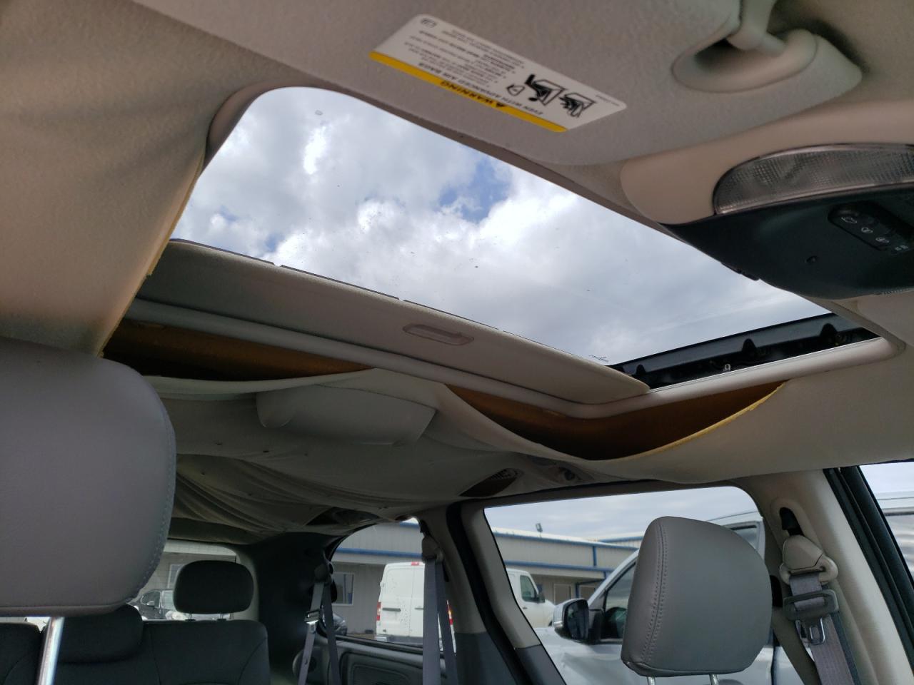 Photo 9 from auction – 2006 DODGE GRAND CARA with VIN 2D4GP44L96R925156